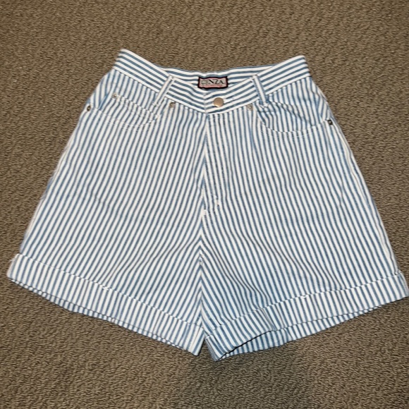 Striped Vintage Mom Shorts - Picture 1 of 3
